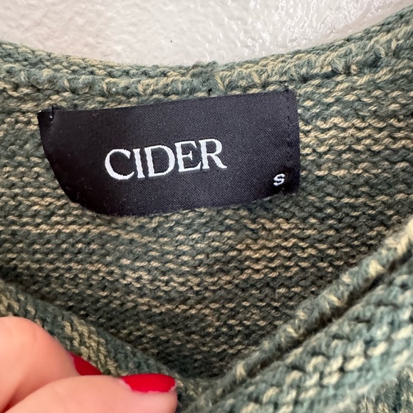 Cider S Green Knit Cropped Tank top - Picture 4 of 7